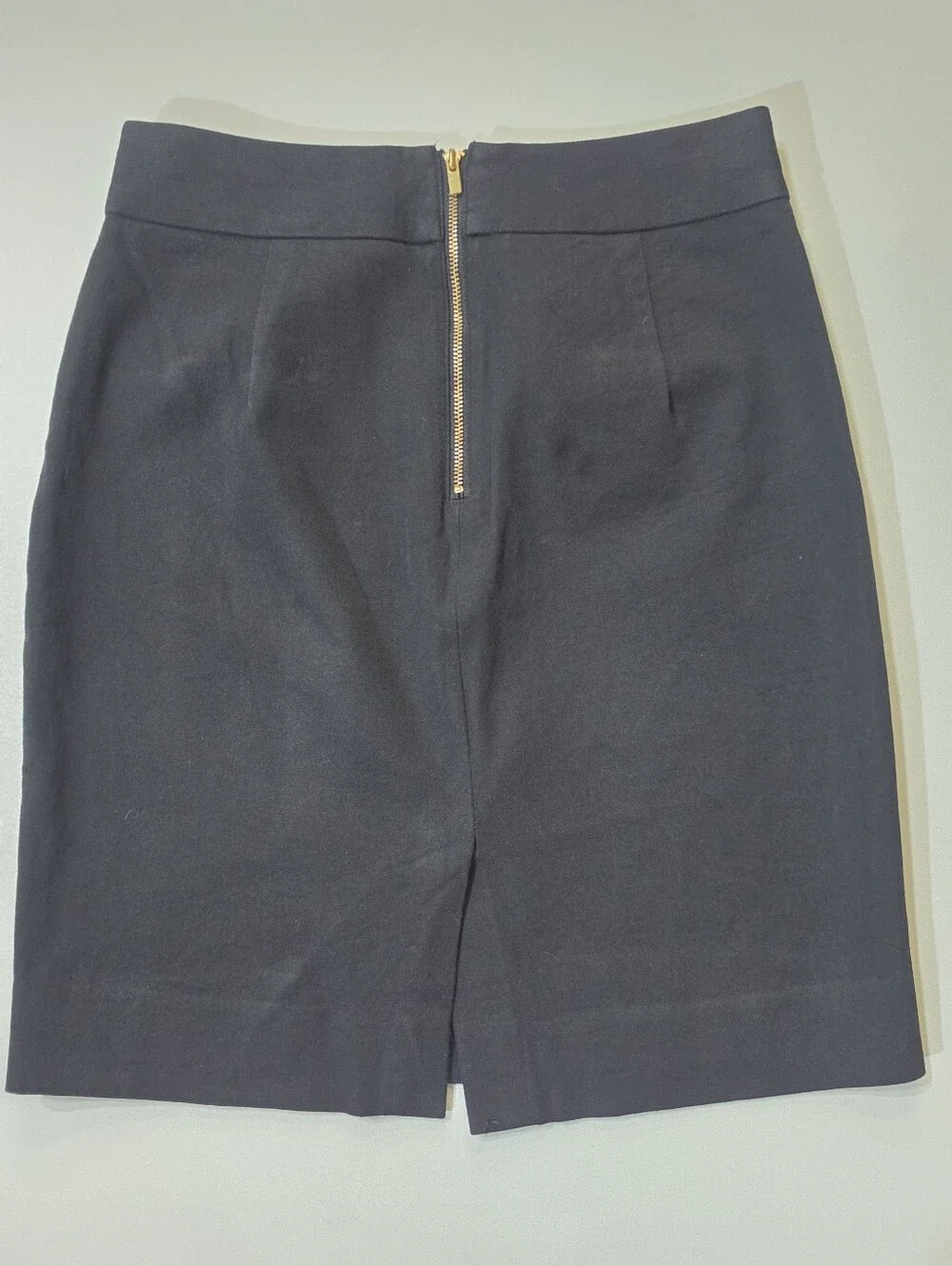 Banana Republic Pencil Skirt Womens Size 00P Black Zippered Pocket Career Wear